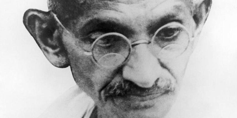 Mahatma Gandhi, le frasi e gli aforismi del simbolo della nonviolenza