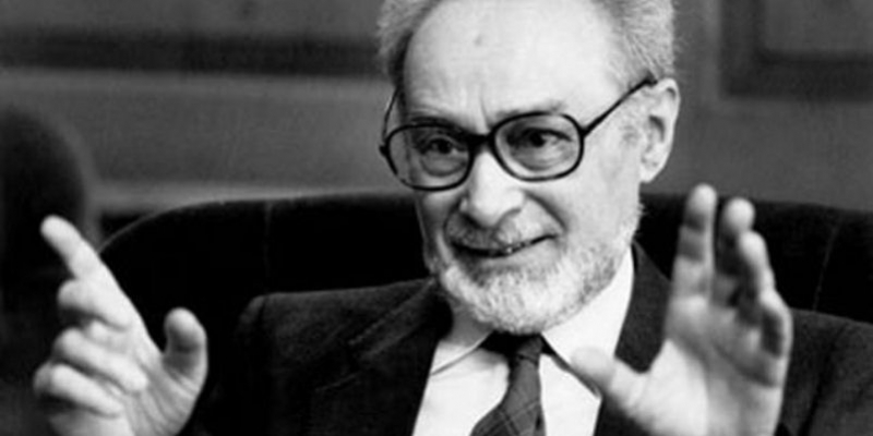 'Se questo è un uomo', le frasi più significative del capolavoro di Primo Levi