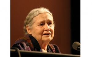 Accadde oggi – 22 ottobre. Nel 1919 nasceva la scrittrice Premio Nobel Doris Lessing