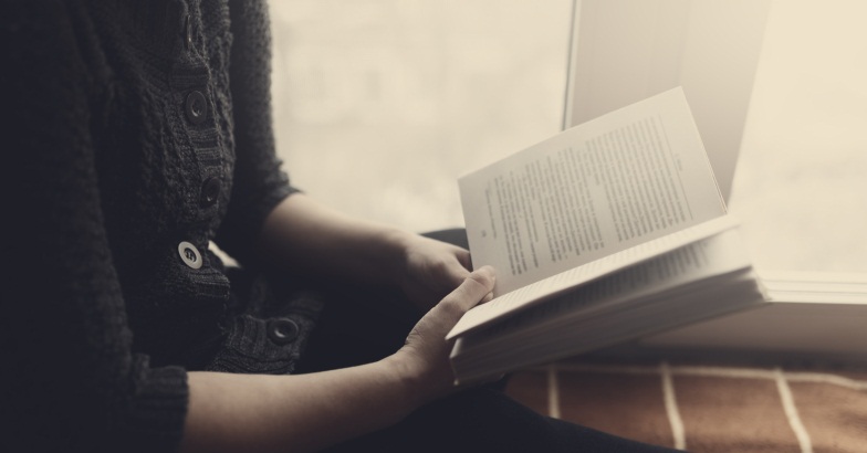 7 segnali per capire se sei ossessionato dal libro che stai leggendo