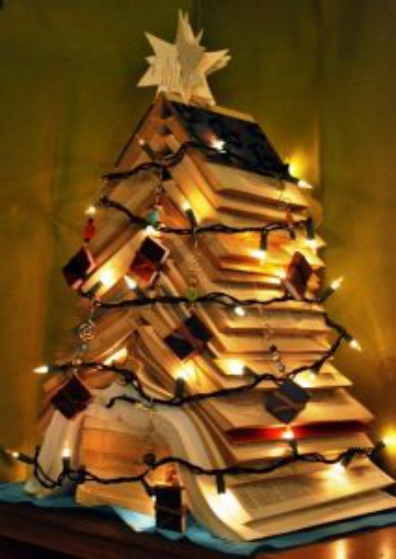 Libri Decorazioni Natalizie.Natale Ecco 7 Decorazioni Originali Pensate Per Chi Ama I Libri