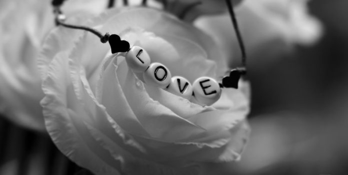 La Duse e D'Annunzio, l'amore fra la Divina e il Vate La Duse e D'Annunzio, l'amore fra la Divina e il Vate