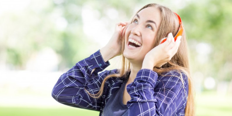 8 attività da svolgere mentre ascoltate gli audiolibri