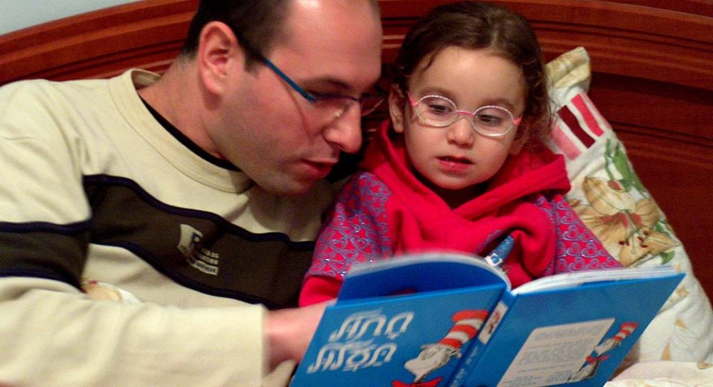 Leggere ai bambini fin da piccoli aiuta loro ad apprendere 1 milione di parole in più