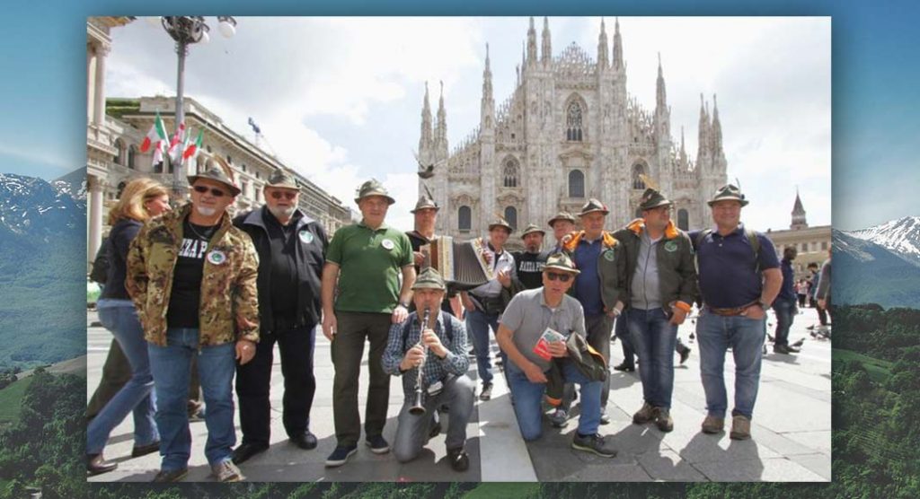 Milano accoglie gli Alpini, 500.000 persone in piazza