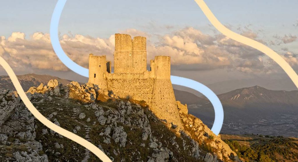 Il borgo dimenticato di Rocca Calascio, il castello più alto d'Italia