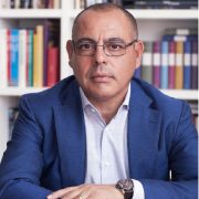 Ma perché esiste ancora il Grande Fratello Vip? I telespettatori meritano di più