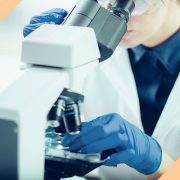 Francesca Colavita e le altre due ricercatrici italiane che hanno isolato il Coronavirus