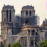 Notre-Dame, un anno fa l'incendio che devastò la cattedrale di Parigi 2 notre-dame-oggi