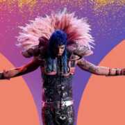 Achille Lauro stravolge il palco di Sanremo. Entra in scena il Glam Rock 3 Achille Lauro stravolge il palco di Sanremo. Entra in scena il Glam Rock