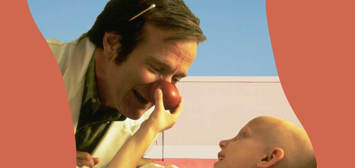 “Patch Adams”, Robin Williams nei panni del medico che inventò la terapia del sorriso