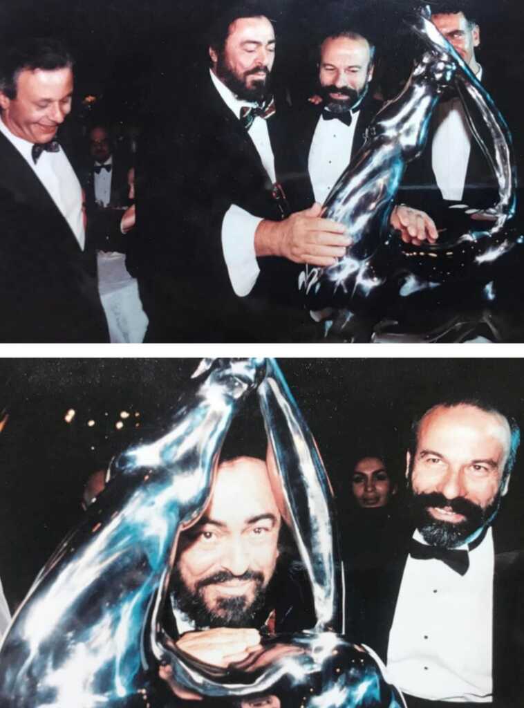 Luciano Moresco, Luciano Pavarotti e Arturo di Modica. New York 1998