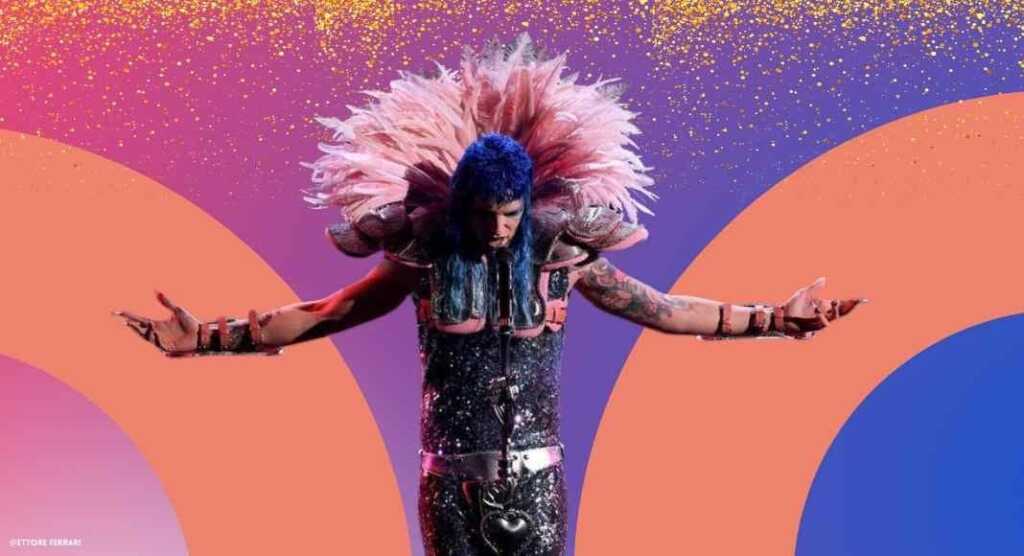 Achille Lauro stravolge il palco di Sanremo. Entra in scena il Glam Rock