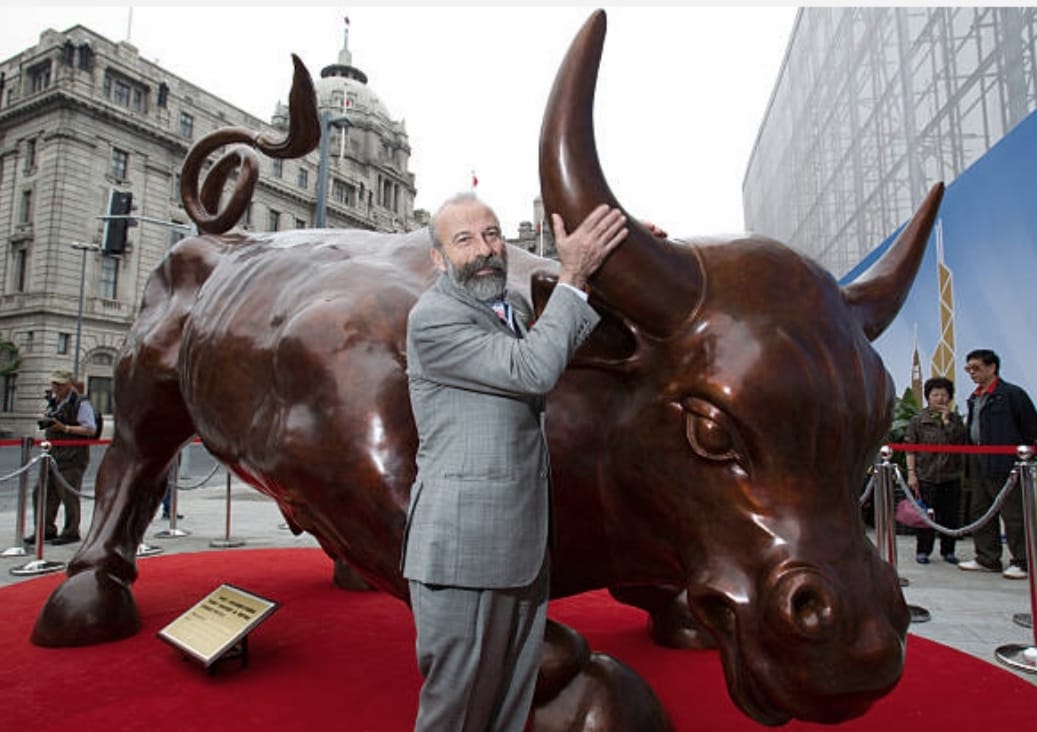 Cerimonia inaugurale del Bund Bull. Shanghai 15 maggio del 2010