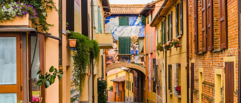 Alla scoperta dei borghi dipinti più belli d'Italia