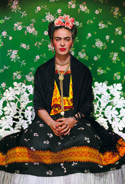 Frida White Bench