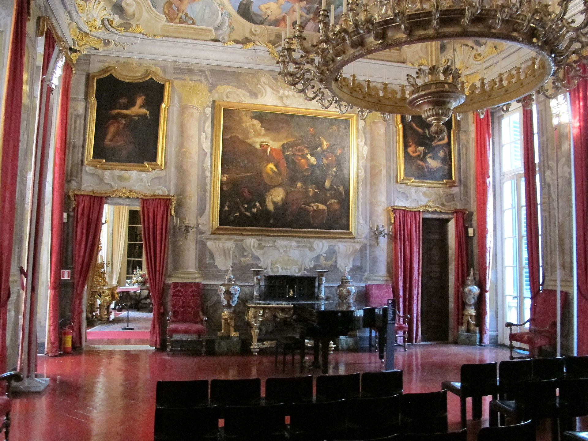 Palazzo spinola secondo piano primo salotto 01