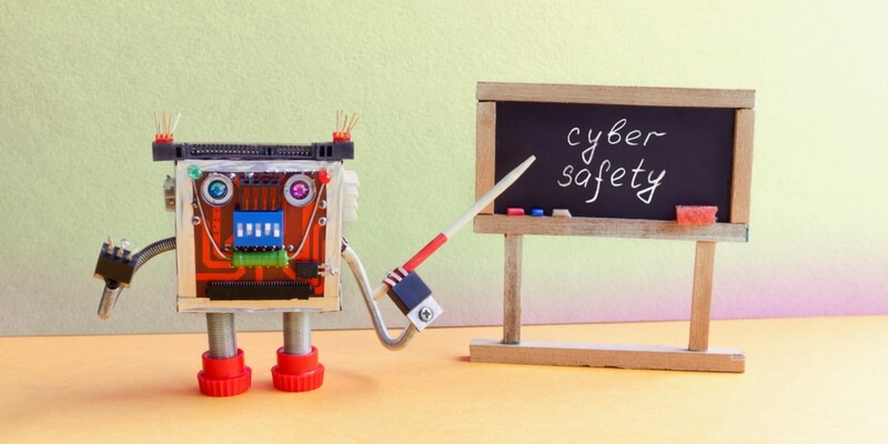 Frank, il compagno di classe robot in una scuola a Vercelli