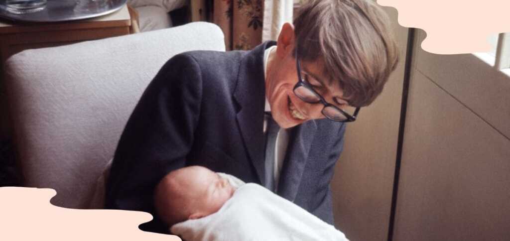 Stephen Hawking oltre al genio raccontato da amici e parenti