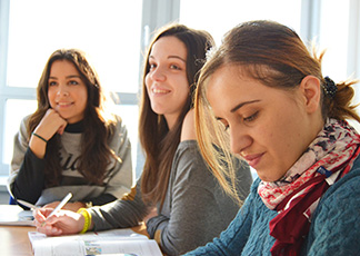 Scuola 0000s 0006 language school 834138 1920