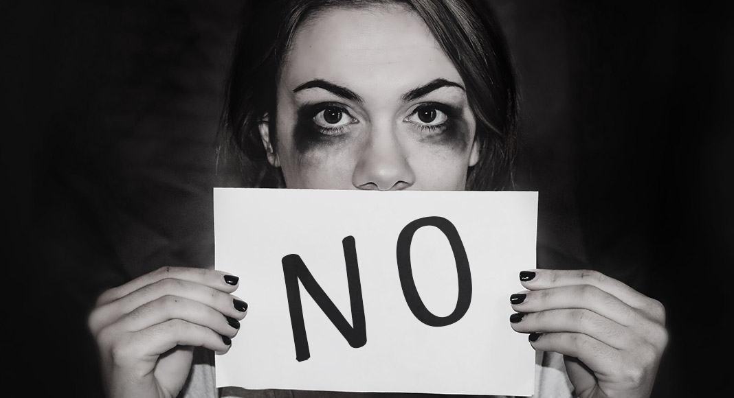Violenza sulle donne, il Codice Rosso diventa legge