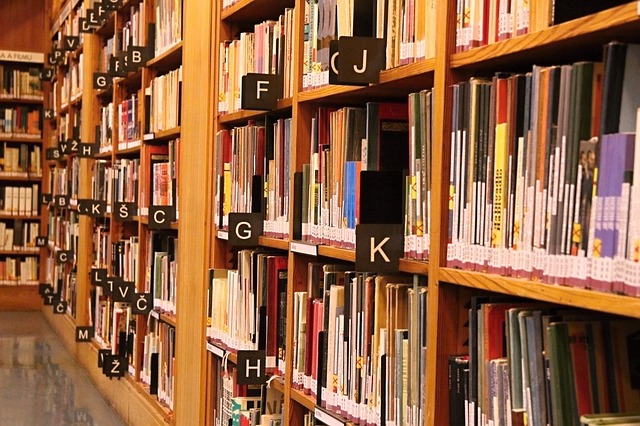 books 2253569 640