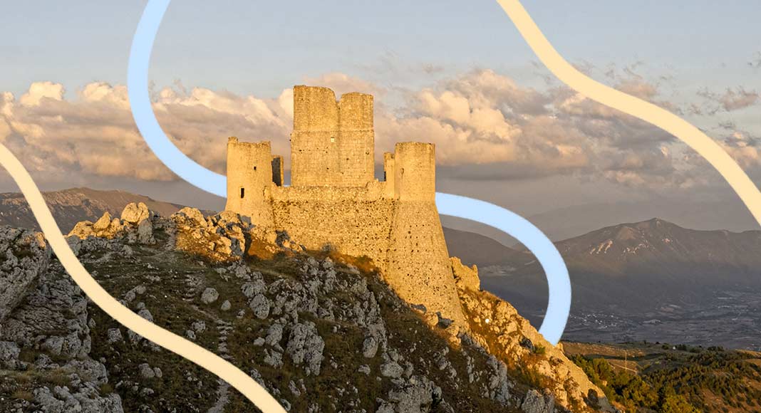Il borgo dimenticato di Rocca Calascio, il castello più alto d'Italia 8 Il borgo dimenticato di Rocca Calascio, il castello più alto d'Italia