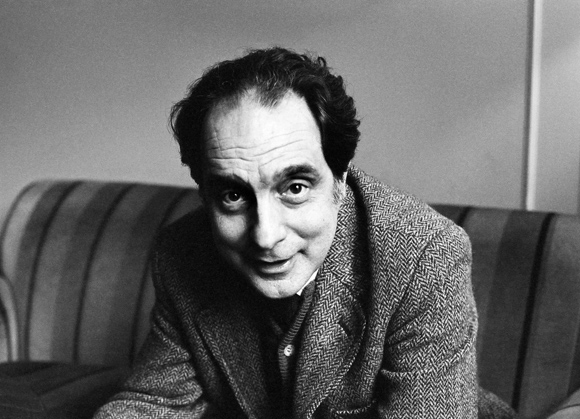 "Prendete la vita con leggerezza, che leggerezza non è superficialità..." di Calvino