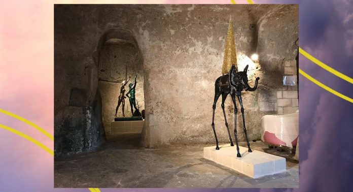 dali 696x378 2