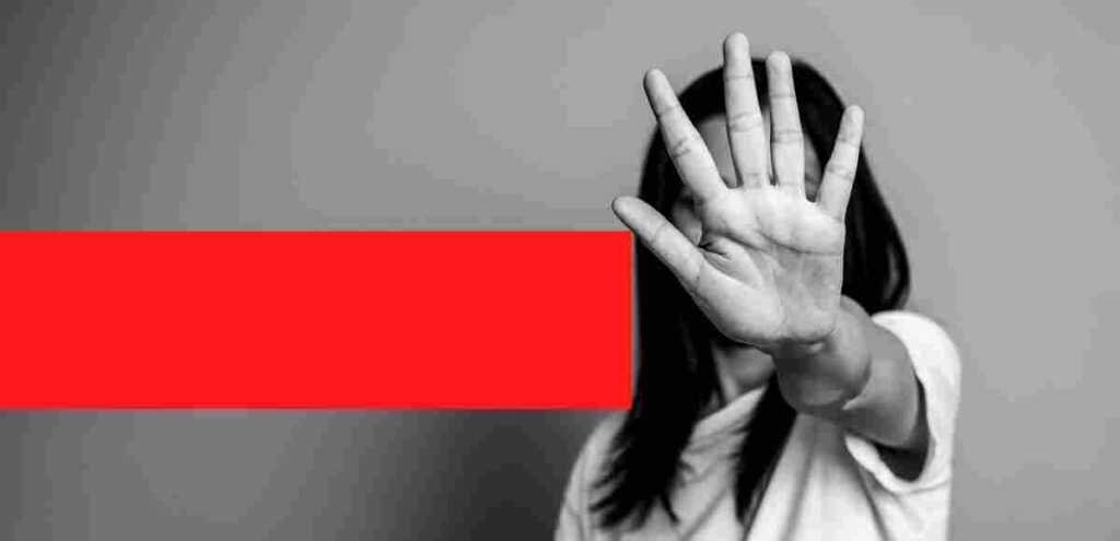 Può un figlio morire per difendere la madre?