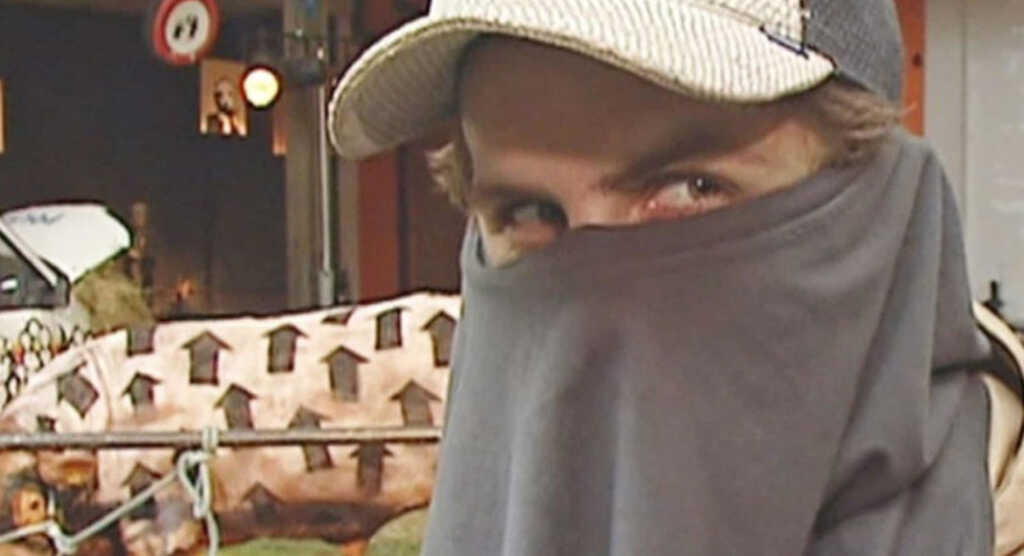 L'identità di Banksy forse svelata da un filmato del 2003