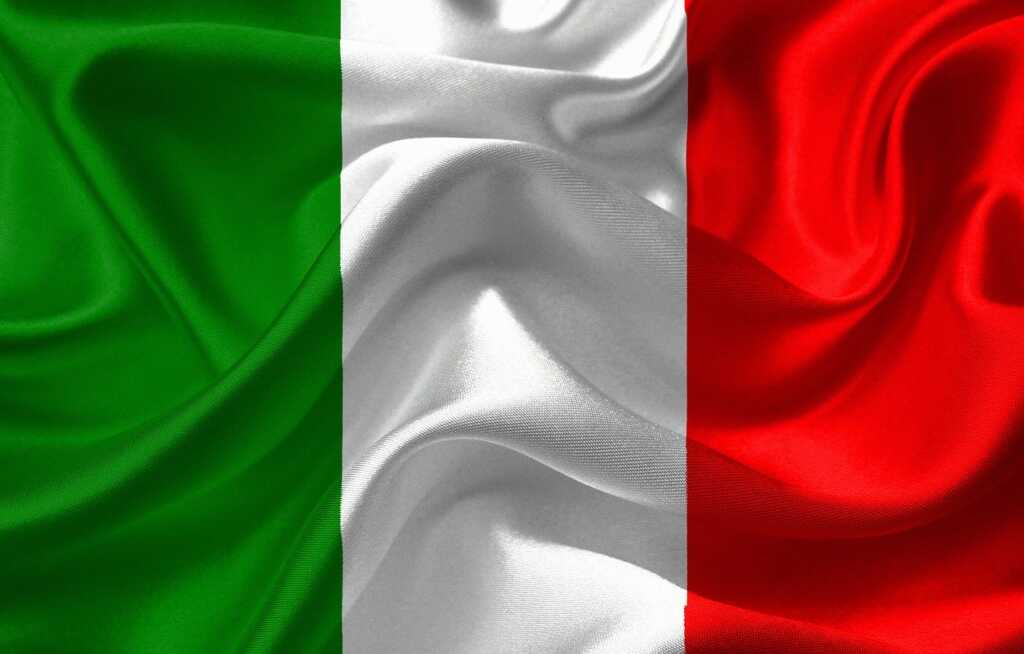 L'annuncio del Premier Conte: "L'Italia diventa zona rossa. Non c'è più tempo"