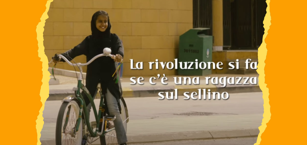 "La bicicletta verde", storia di sogni, donne e libertà 8 "La bicicletta verde", storia di donne e libertà