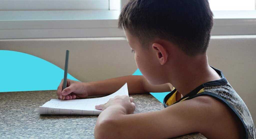 La letterina virale alla mamma per scusarsi di aver perso il bus
