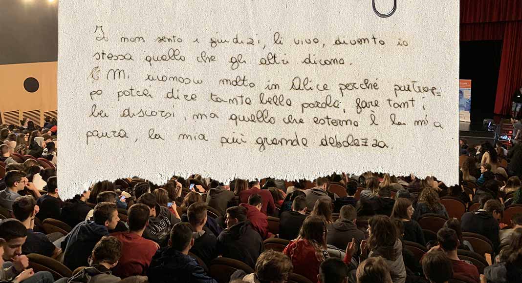 Testimonianze di bullismo, "Io non sento i giudizi degli altri, li vivo" 5 Testimonianze di bullismo, "Io non sento i giudizi degli altri, li vivo"