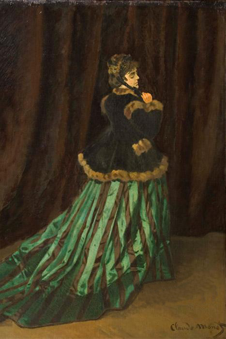 monet femme en robe verte