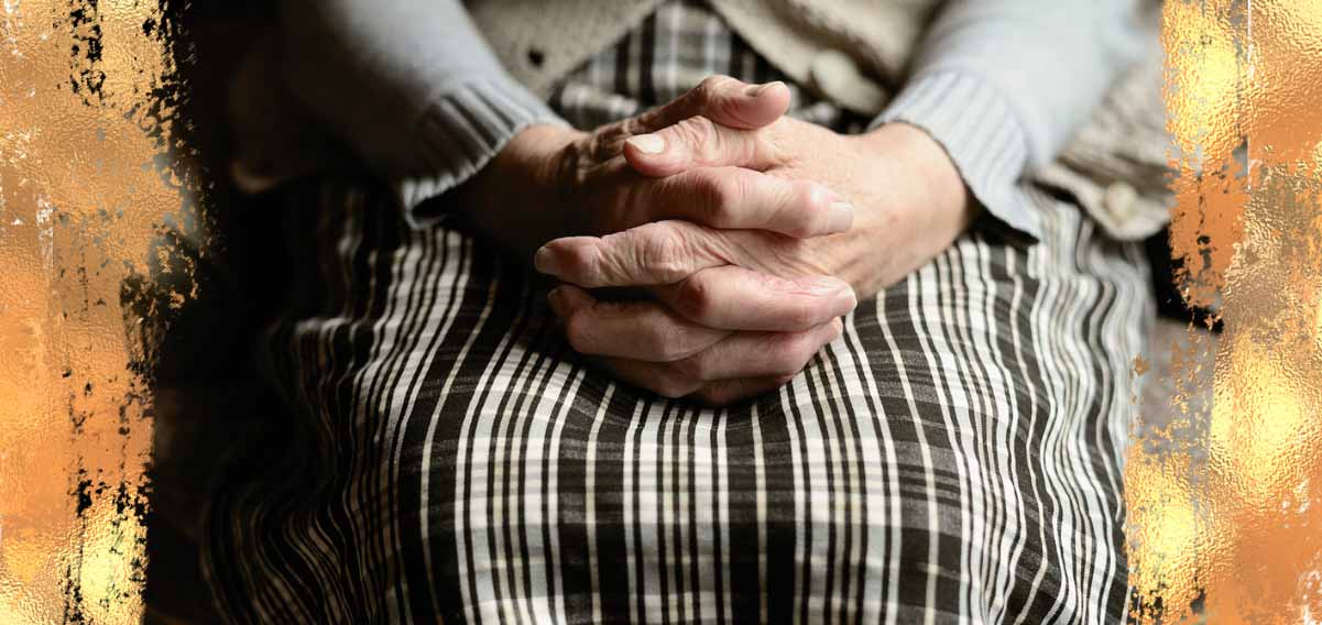 "La nonna" di Giovanni Pascoli, una poesia sul coraggio e l'importanza dei nonni