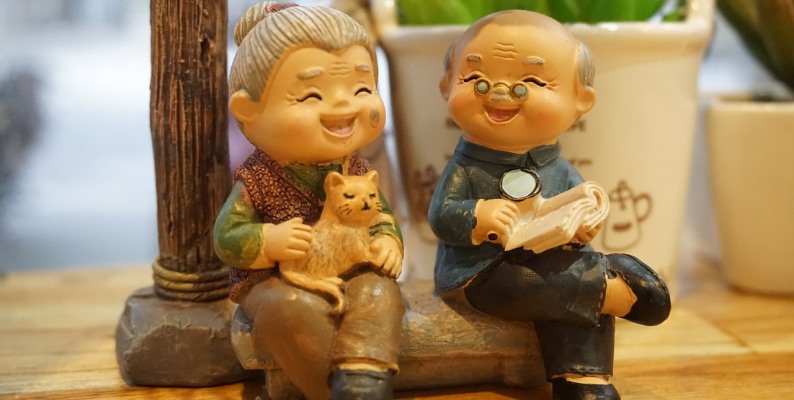 Natale, ecco i libri da regalare ai nonni