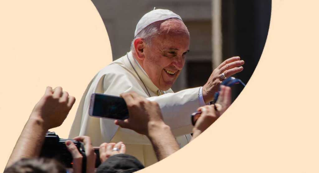 Papa Francesco a "Che Tempo che fa": "Genitori, parlate di più con i vostri figli"