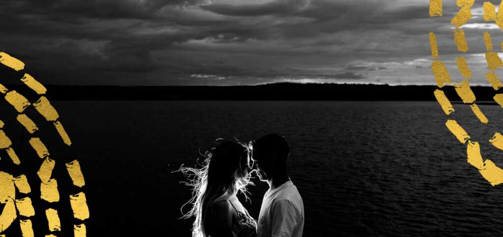 "Quando Dio creò l'amore" di Bukowski, la poesia che celebra la forza impetuosa dell'amore