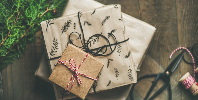 Natale, ecco le idee regalo per chi ama l’arte