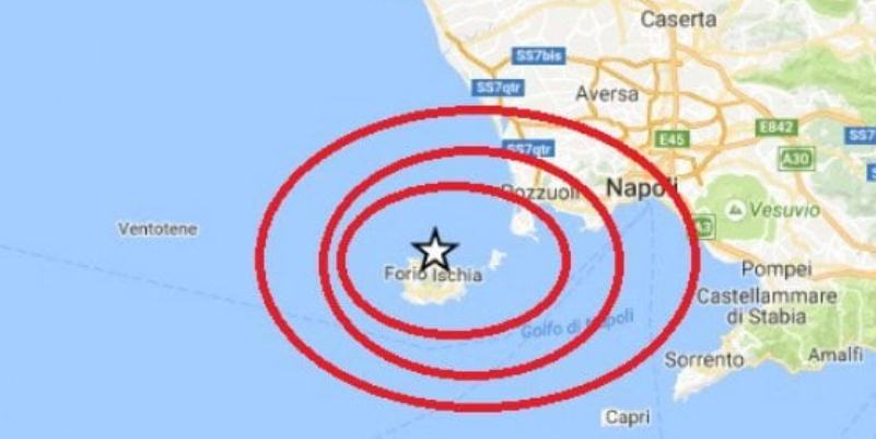 Ischia, terremoto nella sera: due vittime. Si scava per salvare due fratellini