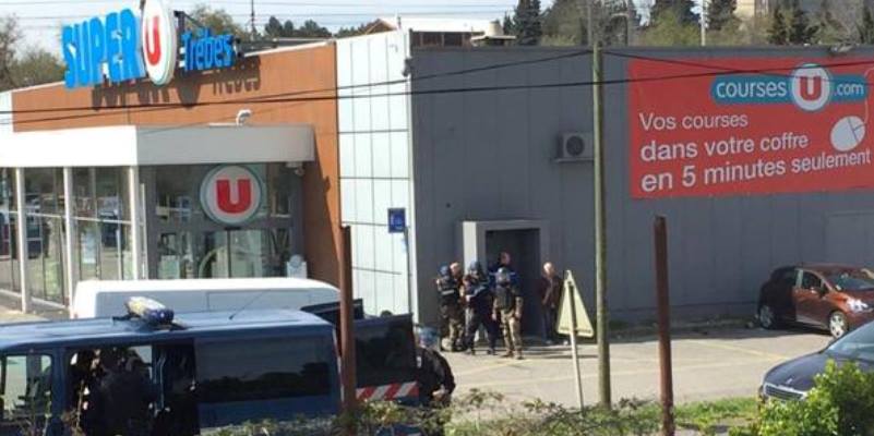 Francia, ostaggi in supermercato: due morti