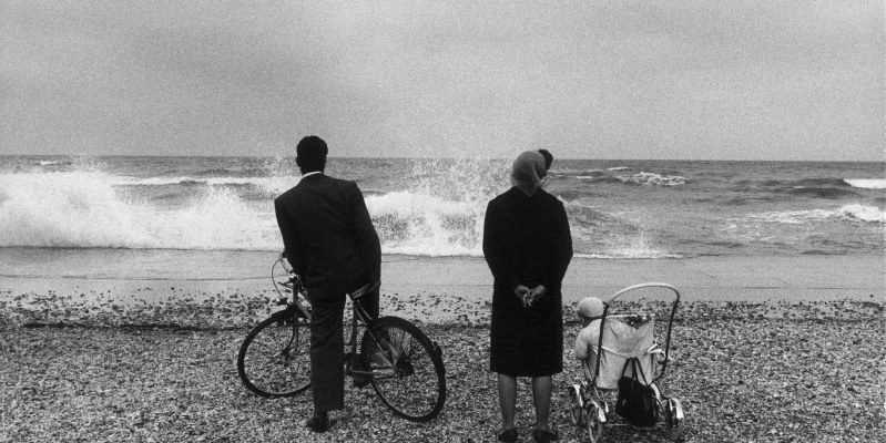 I maestri della fotografia a confronto con le loro "Visioni di Mare"