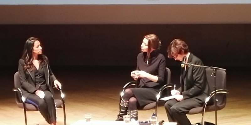 Elif Shafak, "Populismo e misoginia al governo reprimono le libertà democratiche"