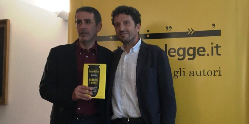 Abbate e Buttafuoco, "In un Paese civile la sicurezza è garantita dallo Stato, non dai singoli cittadini"