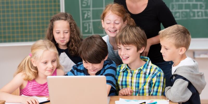 Gli studenti italiani sono bravi in lettura ma scarsi in digitale