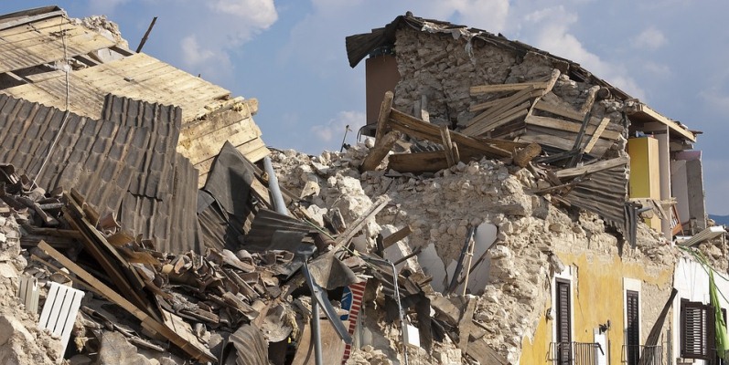Come affrontare il dramma del terremoto, i consigli dell'esperto