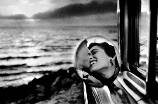 elliott erwitt bacio