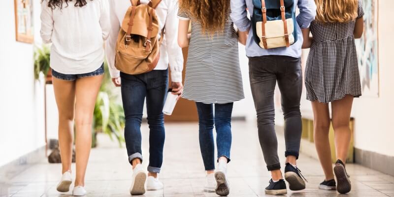 Violenza contro le donne, ecco l’amore secondo gli adolescenti